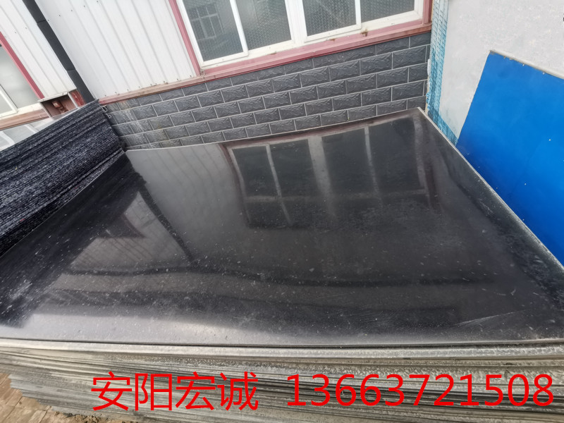 安陽宏誠：聚乙烯煤倉耐磨襯板安全有保障！